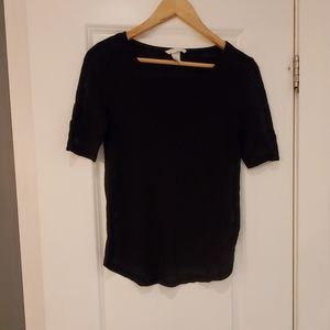 Black t shirt